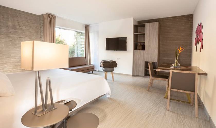 Estudio familiar una cama Hotel Viaggio Medellín Estudio familiar una cama Hotel Viaggio Medellín