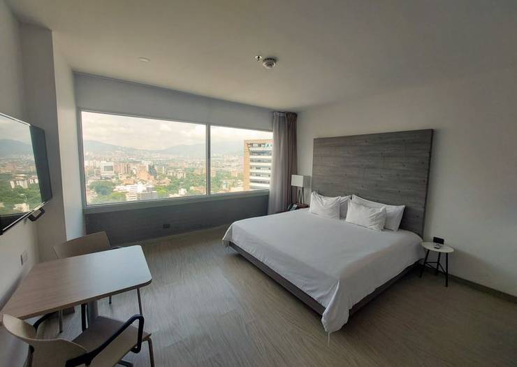 Estudio una cama Hotel Viaggio Medellín