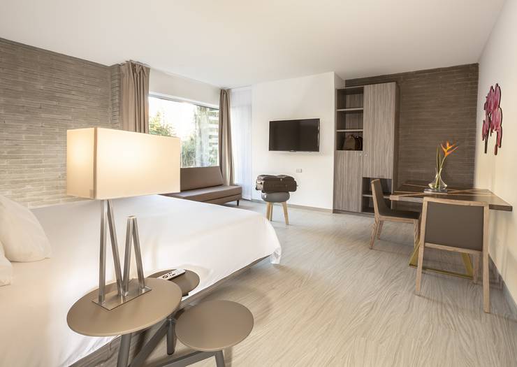 One bed family studio Viaggio Medellín Grand Select Hotel