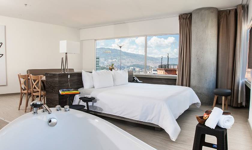 Suite grand view Hotel Viaggio Medellín Grand Select