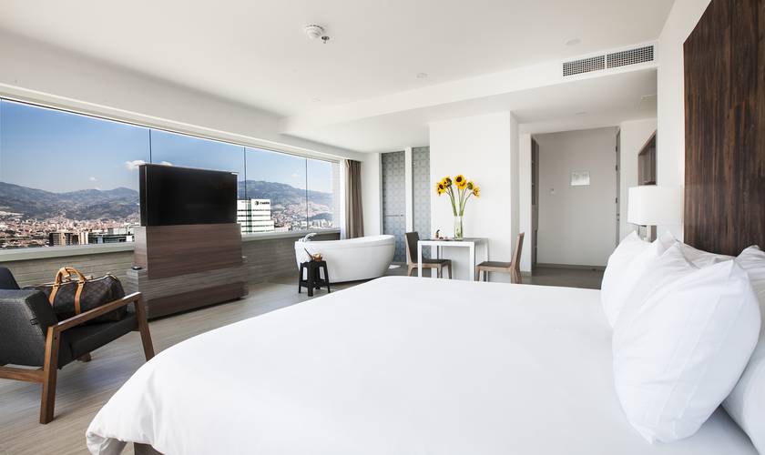 Suite grand view Hotel Viaggio Medellín Grand Select
