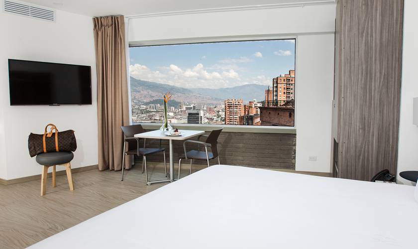 Estudio familiar una cama Hotel Viaggio Medellín Grand Select Estudio familiar una cama Hotel Viaggio Medellín Grand Select