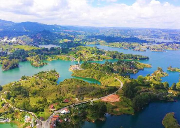 Tours a Guatapé Viaggio Medellín Hotel Medellín Tours a Guatapé Viaggio Medellín Hotel Medellín