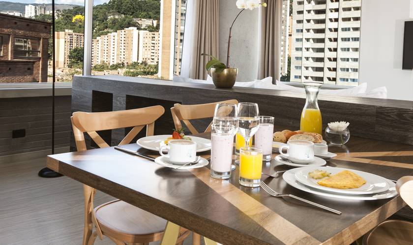 Suite grand view Hotel Viaggio Medellín Grand Select Suite grand view Hotel Viaggio Medellín Grand Select