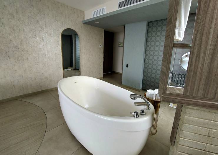 Balcony suite Hotel Viaggio Medellín Grand Select Balcony suite Hotel Viaggio Medellín Grand Select